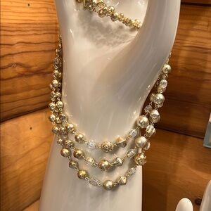 Elegant Gold Beaded Necklace
